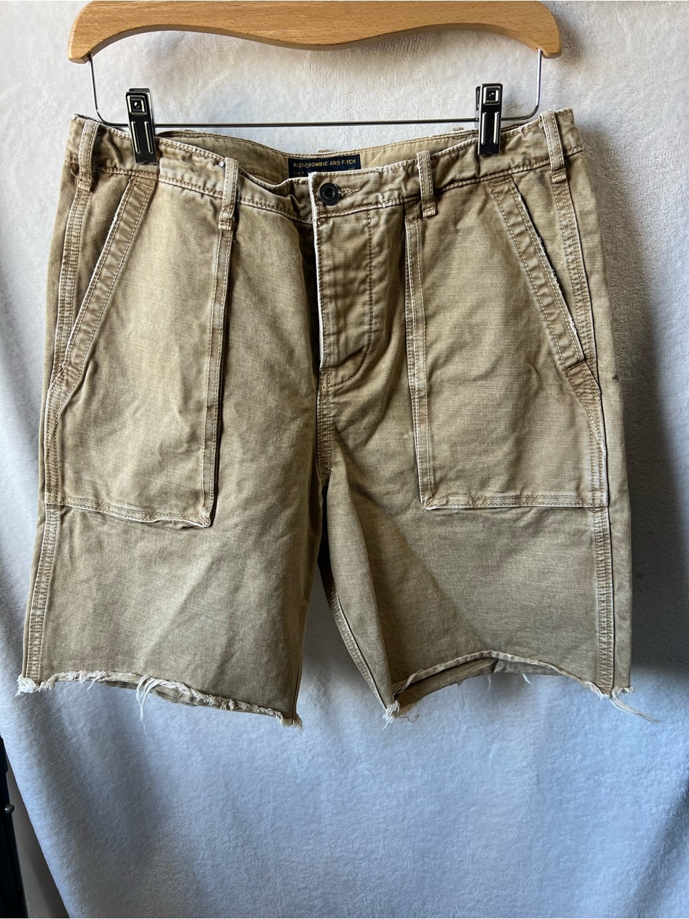 Abercrombie & Fitch Men's Cargo Shorts in Khaki